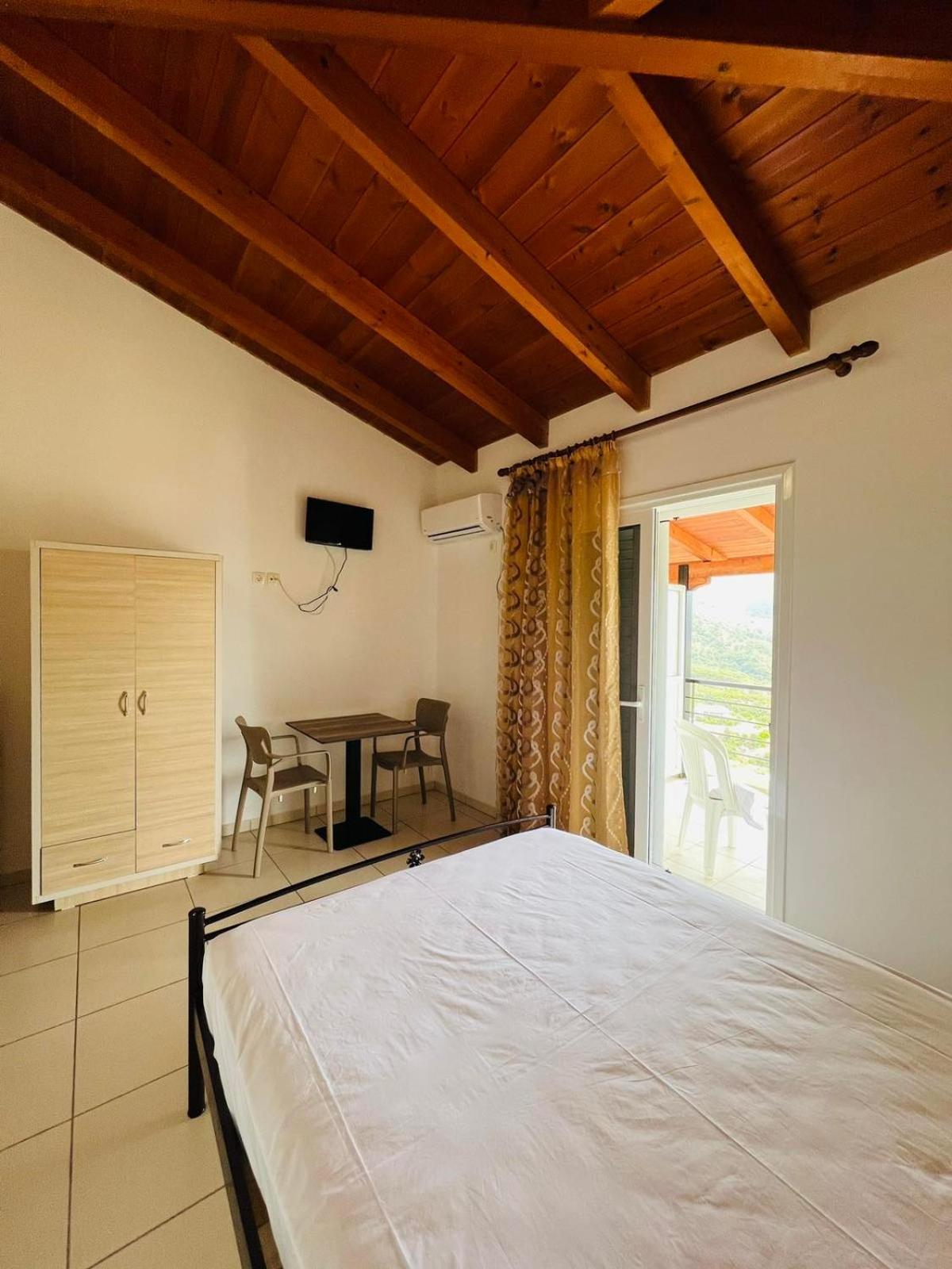 Apartments Aneta'S House Himare Exterior foto